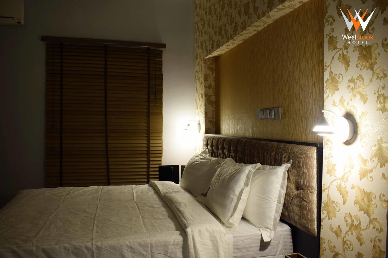 Westbrook Hotel オウェリ エクステリア 写真